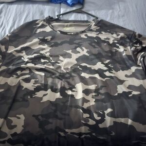 Russell Athletic Men's Camouflage Tee - Black and Tan
